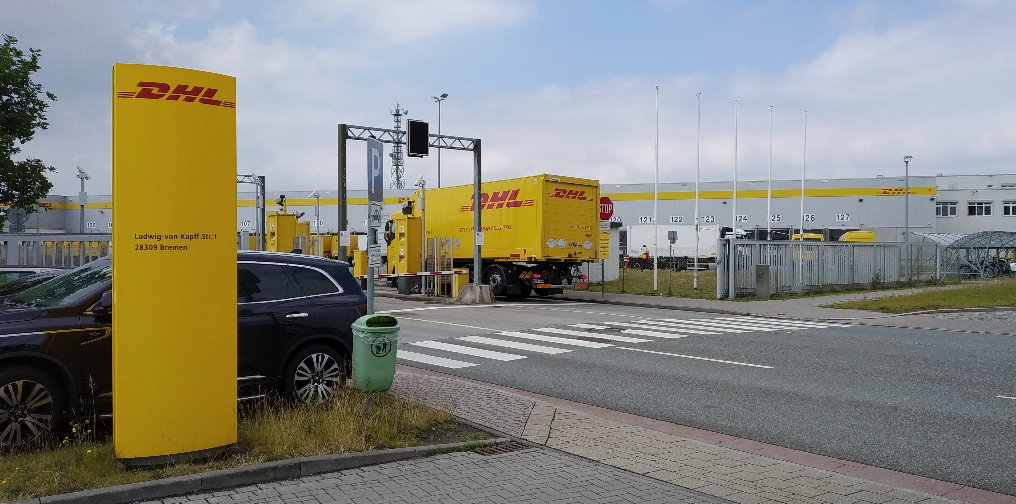 Paketzentrum von DHL in Bremen